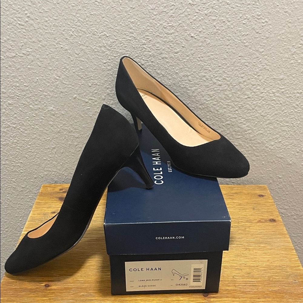 NIB Women’s Cole Haan Lena Mid Pump II, size 7.5 B